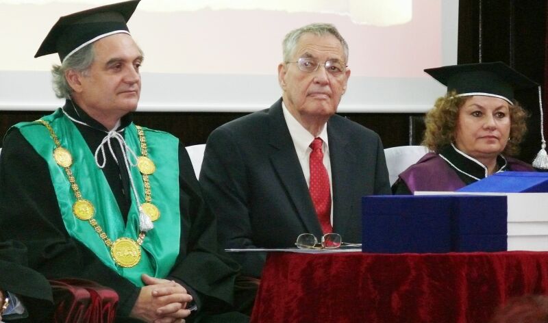 Rector Doru Pamfil, Professor Jules Janick and Dean Vioara Miresan listening Dean Radu E. Sestras Laudatio for Jules Janick DHC